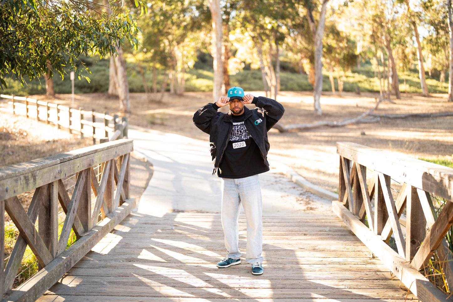 OLD ENGLISH SNAPBACK