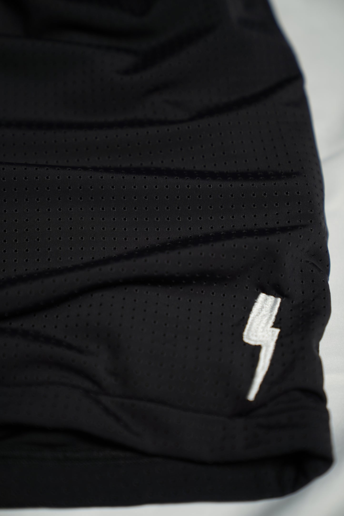 SIGNATURE PERFORMANCE SHORTS