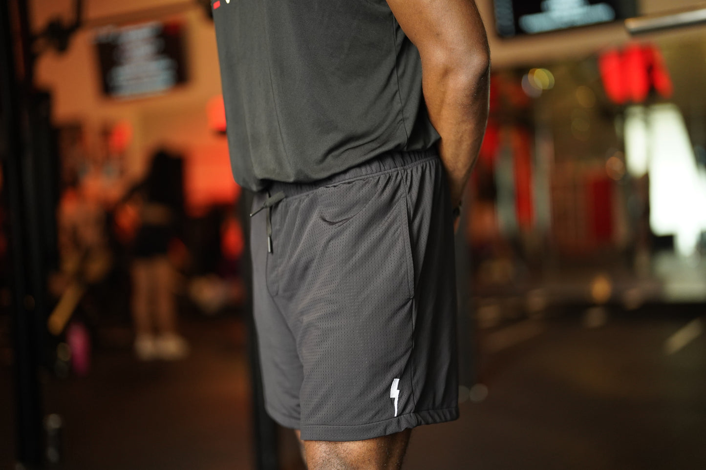 SIGNATURE PERFORMANCE SHORTS