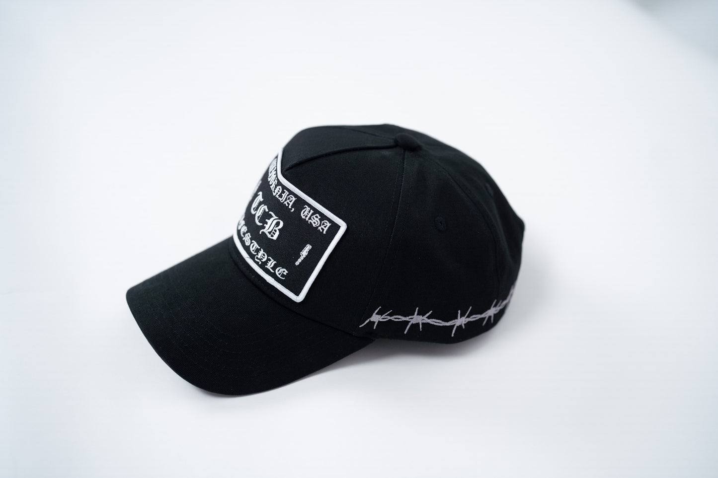 BLACK BARBED HAT