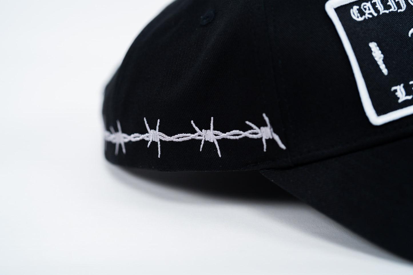 BLACK BARBED HAT