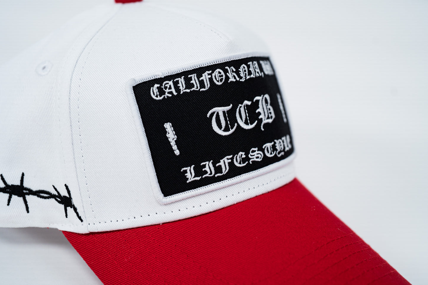 RED BARBED HAT