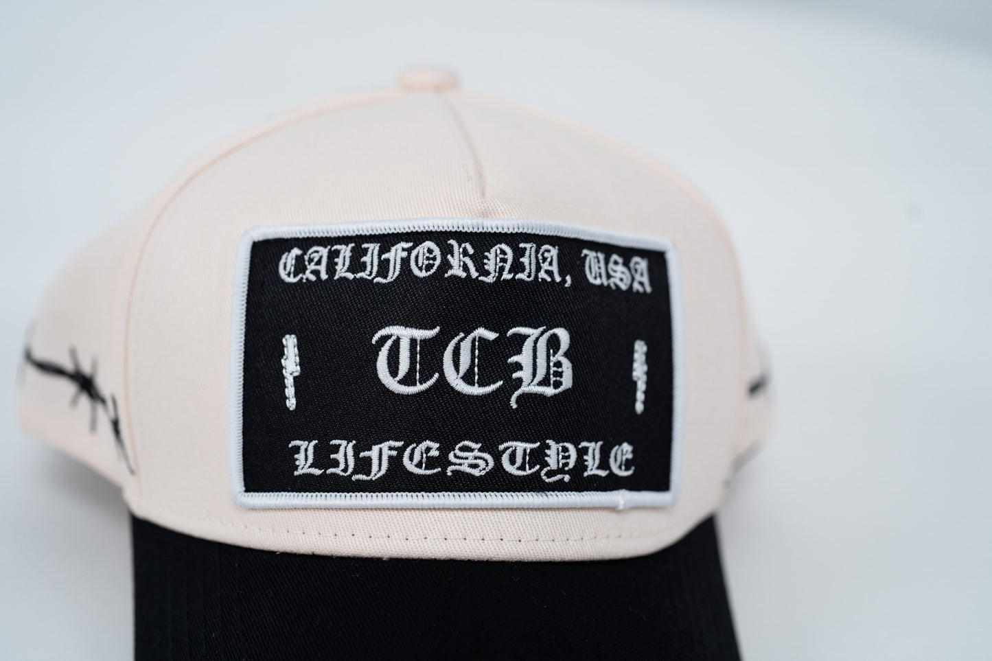 OFF-WHITE BARBED HAT